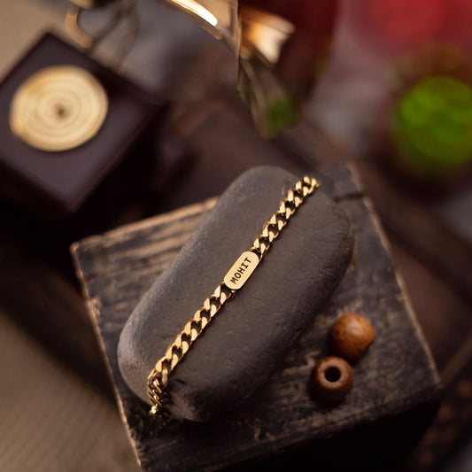 Unique Men's Name Bracelets - Make a Statement with Personalized Accessories