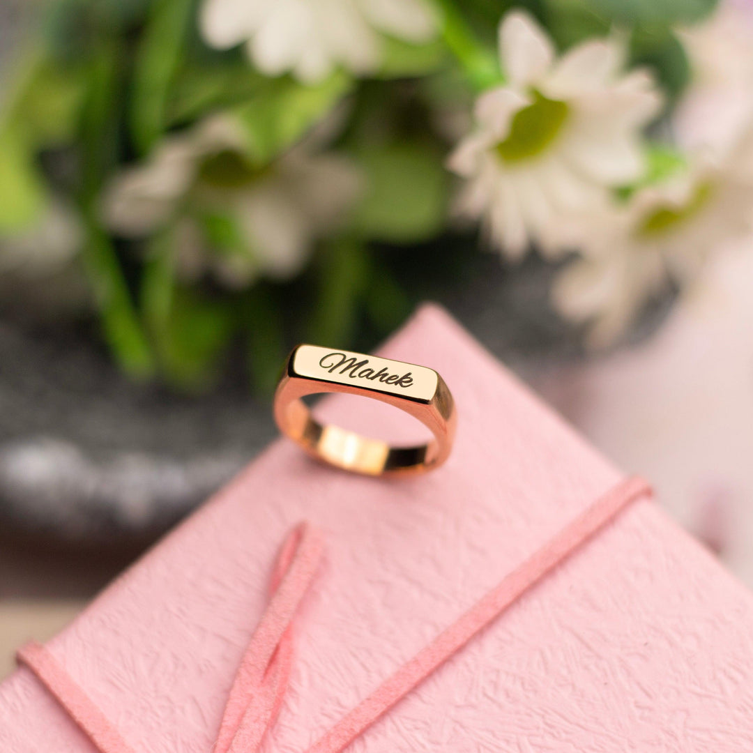 Engraved Name Ring - Rose Gold (Cursive) - Xctasy