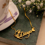 Load image into Gallery viewer, Candlescript Crown &amp; Heart Style Name Necklace - Gold - Xctasy
