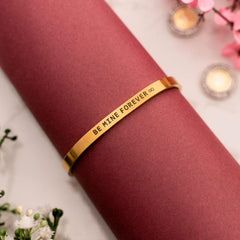 Engraved Name Bracelet - Gold - Xctasy