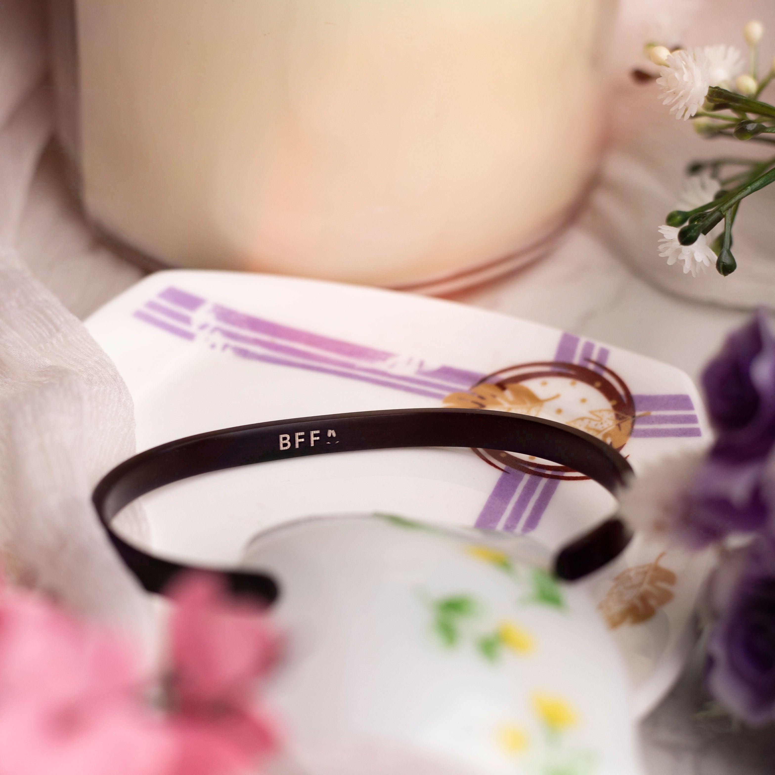 Engraved Name Bracelet - Black - Xctasy